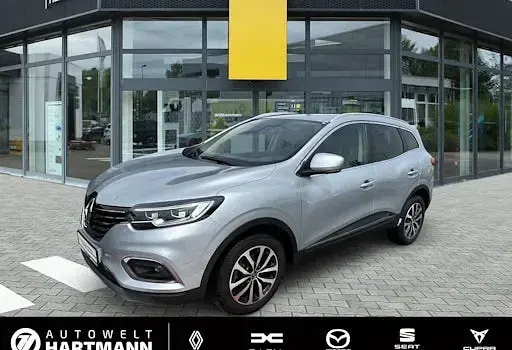 Gebraucht Renault Kadjar Techno 158 PS (116 kW) 2022 Highlandgrau metallic (grau) SUV