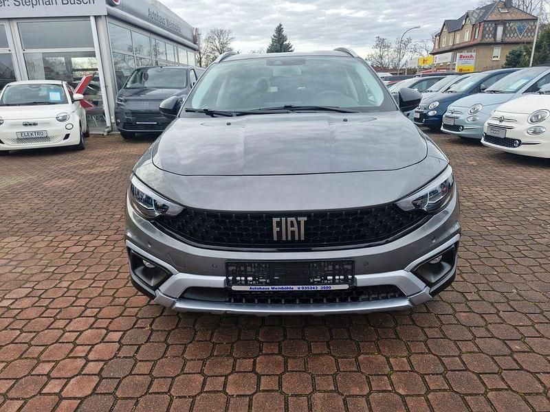 Gebraucht Fiat Tipo Cross 131 PS (96 kW) 2021 Grau Limousine