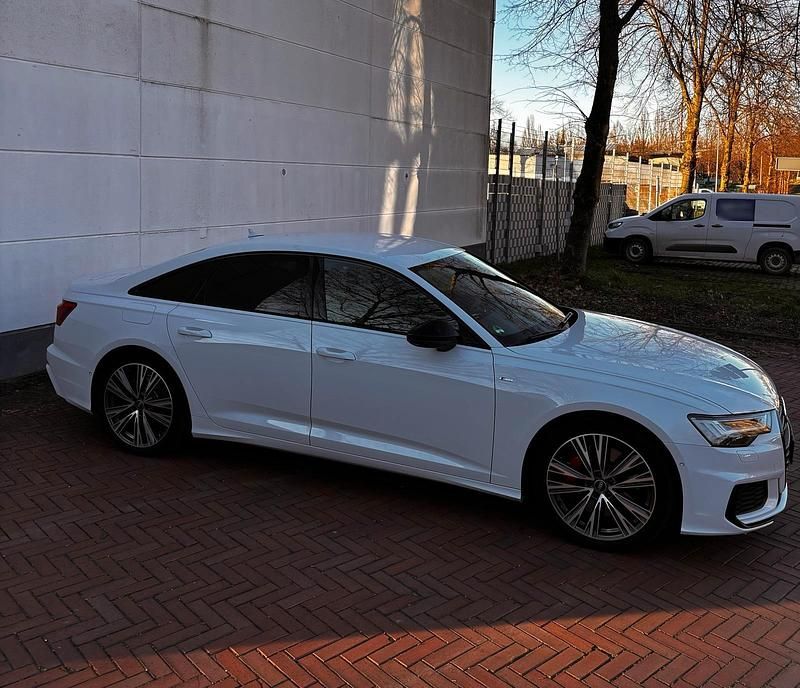 Gebraucht Audi A6 S-line plus 367 PS (269 kW) 2021 Weiß Limousine