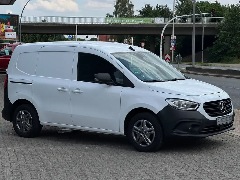 Gebraucht Mercedes Citan 110 95 PS (69 kW) 2022 Weiß Van / Kleinbus