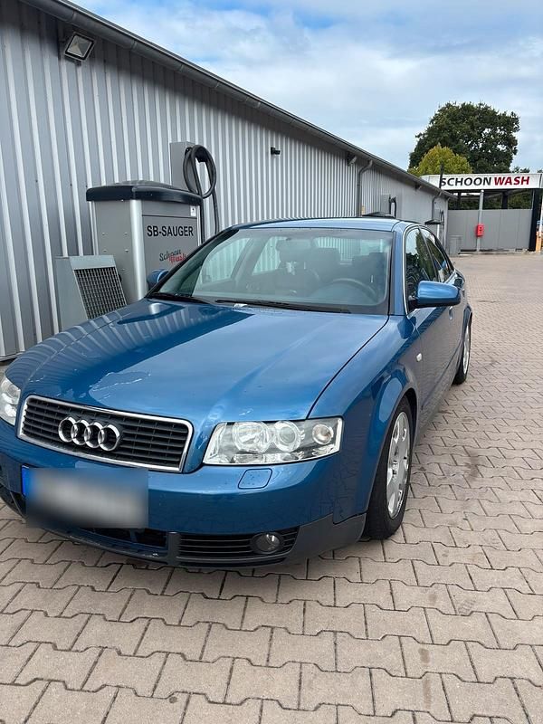 Blau Gebraucht 2001 Audi A4 Limousine | 3.800 € (Fairer Preis) - Bild 1/4