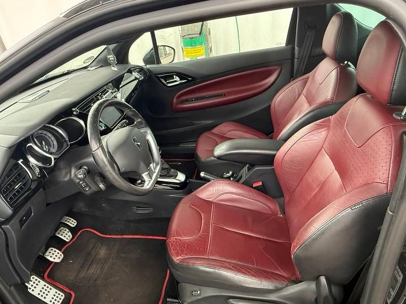 Gebraucht Citroën DS3 156 PS (114 kW) 2011 Schwarz Kleinwagen