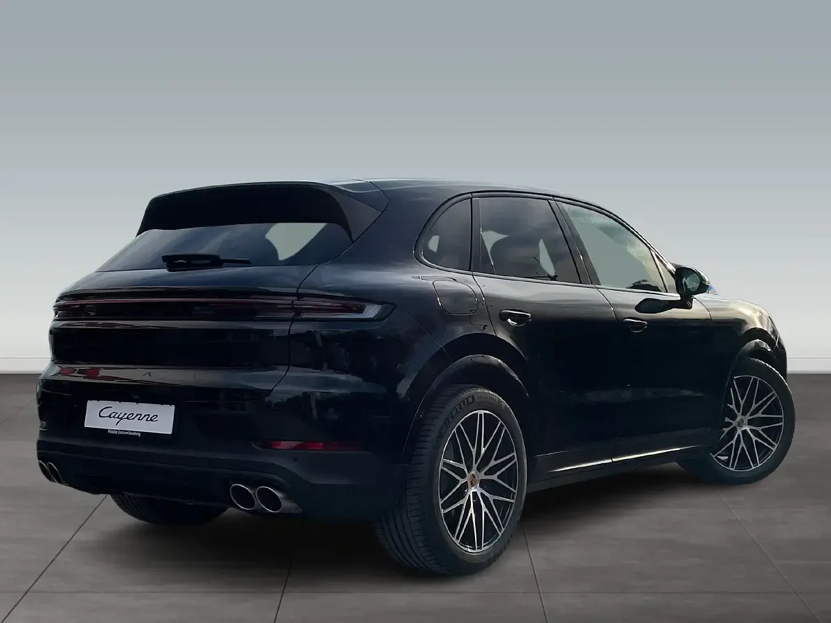 Gebraucht Porsche Cayenne S 474 PS (348 kW) 2026 Schwarz SUV