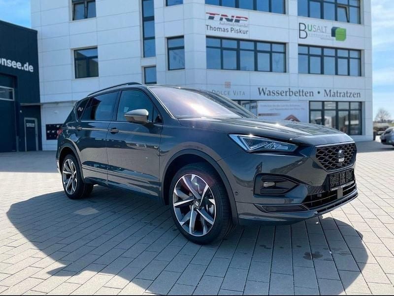 Grau Gebraucht 2021 Seat Tarraco FR SUV | 35.990 € (Etwas zu teuer) - Bild 1/4