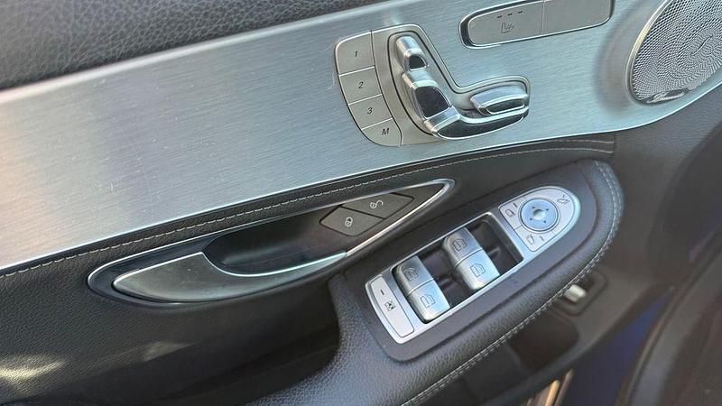 Gebraucht Mercedes C350e 211 PS (155 kW) 2015 Blau Kombi