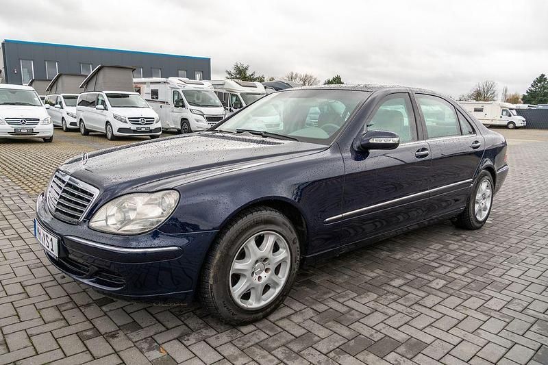 Blau Gebraucht 2005 Mercedes S500 Limousine | 27.900 € - Bild 1/4