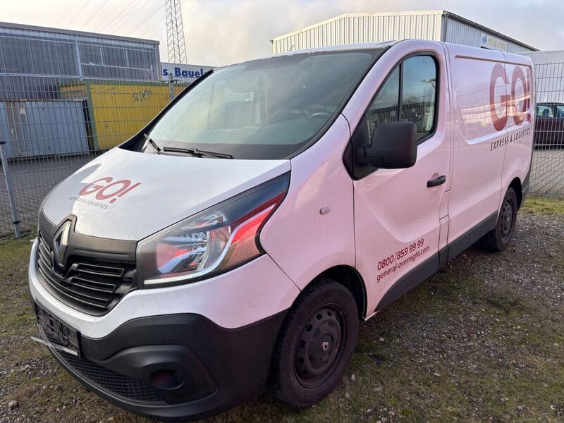 Weiß Gebraucht 2015 Renault Trafic Komfort Van | 3.700 € (Teuer) - Bild 1/4