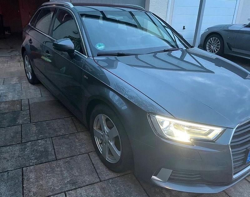 Gebraucht Audi A3 S-Line 150 PS (110 kW) 2018 Grau Limousine