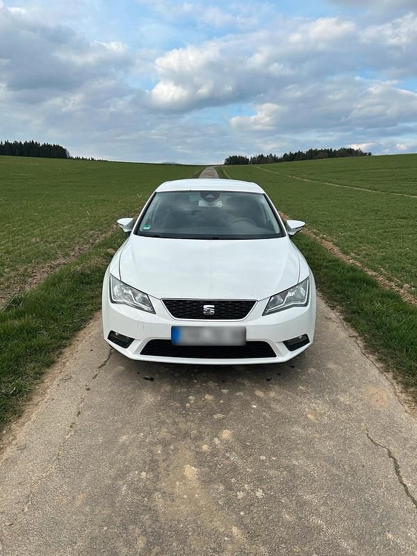 Gebraucht Seat Leon I-Tech 105 PS (77 kW) 2014 Weiß Kombi