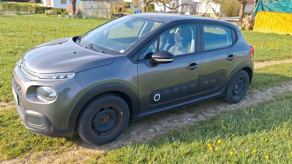 Used Citroën C3 PureTech 82 HP (60 kW) 2018 Grey Hatchback