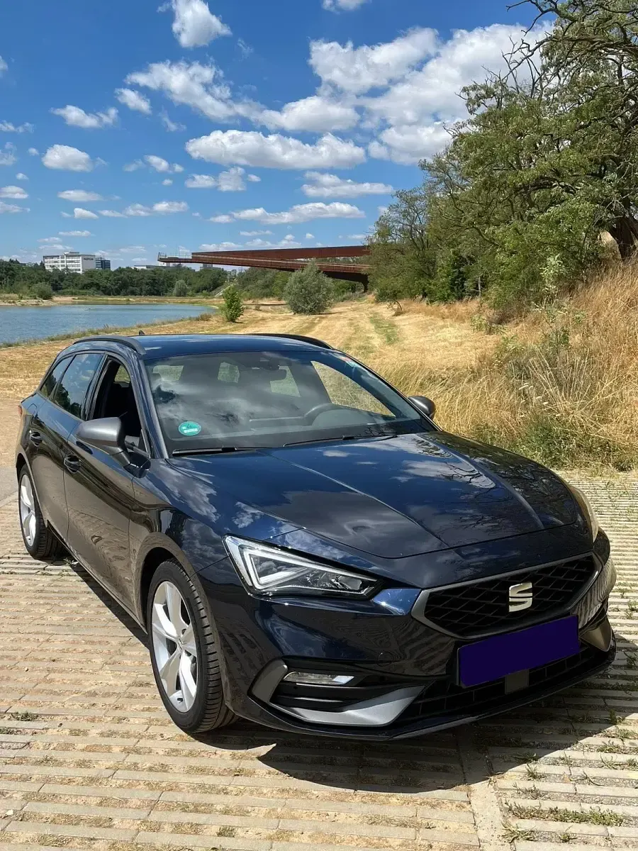 Gebraucht Seat Leon FR 150 PS (110 kW) 2022 Blau Kombi