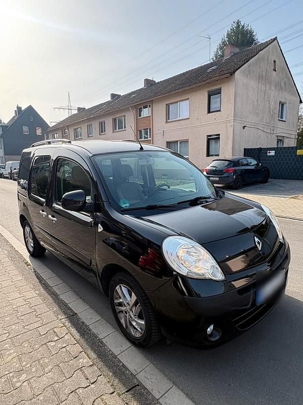 Gebraucht Renault Kangoo Expression 106 PS (77 kW) 2013 Schwarz Van / Kleinbus