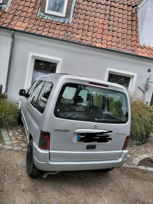 Silber Gebraucht 2003 Citroën Berlingo Van / Kleinbus | 1.975 € (Guter Preis) - Bild 1/4