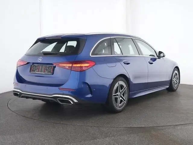 Gebraucht Mercedes C180 AMG line 170 PS (125 kW) 2025 Blau Limousine