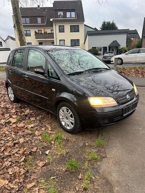 Gebraucht Fiat Idea 95 PS (69 kW) 2004 Schwarz Van / Kleinbus