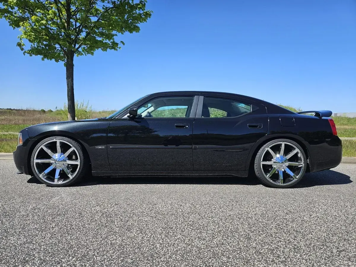 Gebraucht Dodge Charger 375 PS (275 kW) 2010 Schwarz Limousine