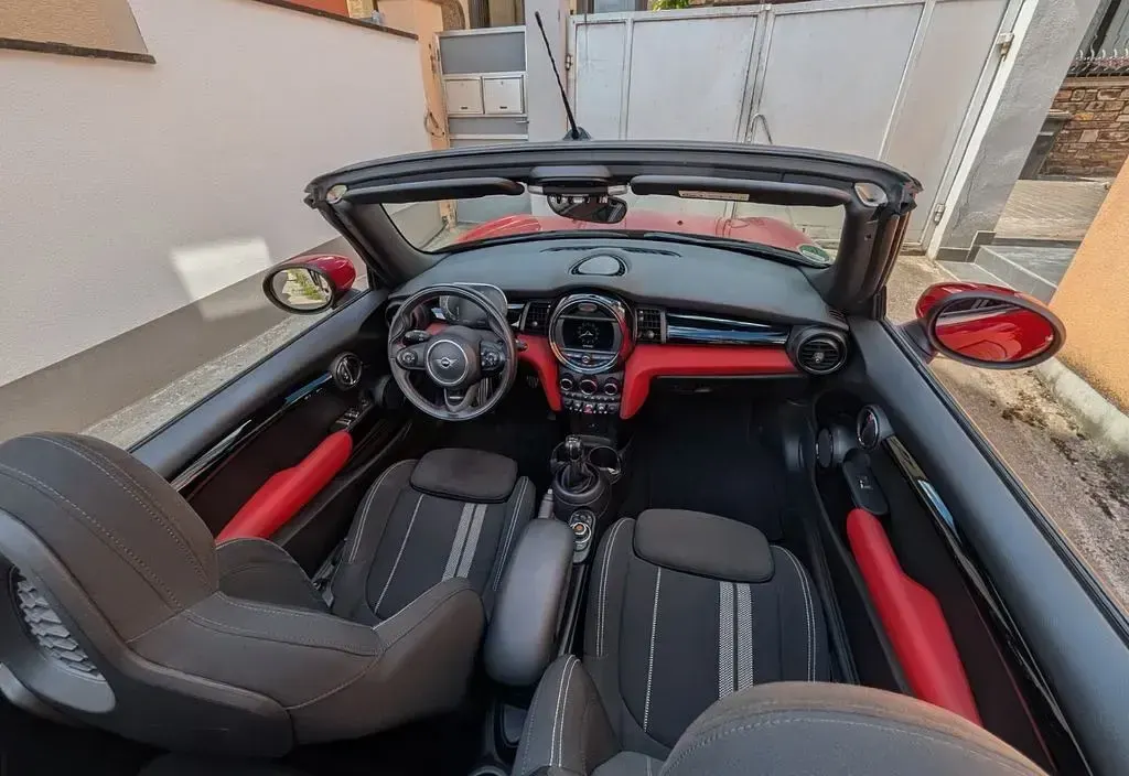 Gebraucht Mini One Cabriolet 102 PS (75 kW) 2020 Rot Cabrio