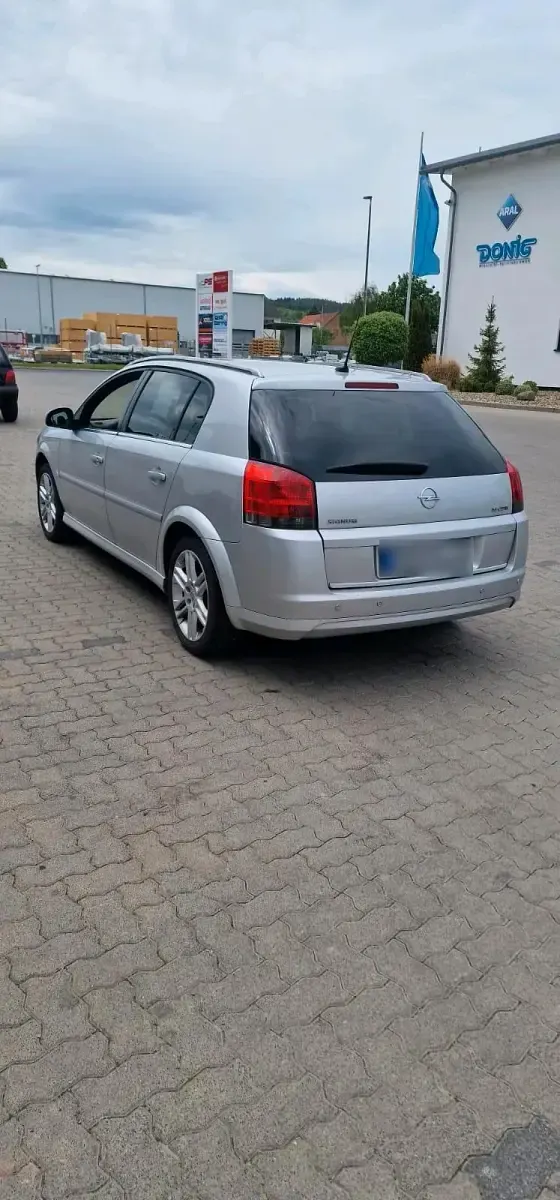 Gebraucht Opel Signum 150 PS (110 kW) 2006 Silber Kleinwagen