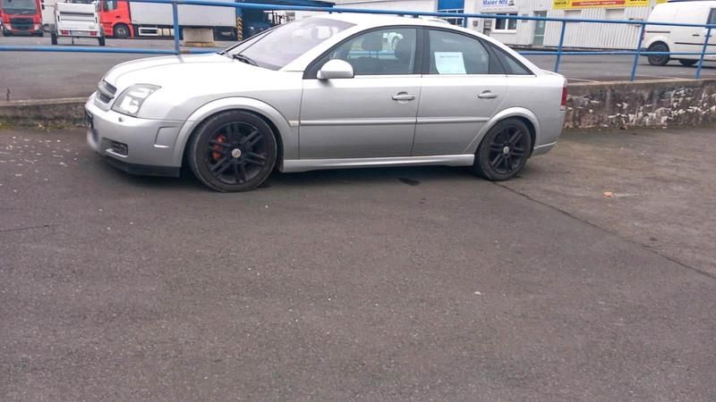 Gebraucht Opel Vectra 147 PS (108 kW) 2003 Silber Limousine