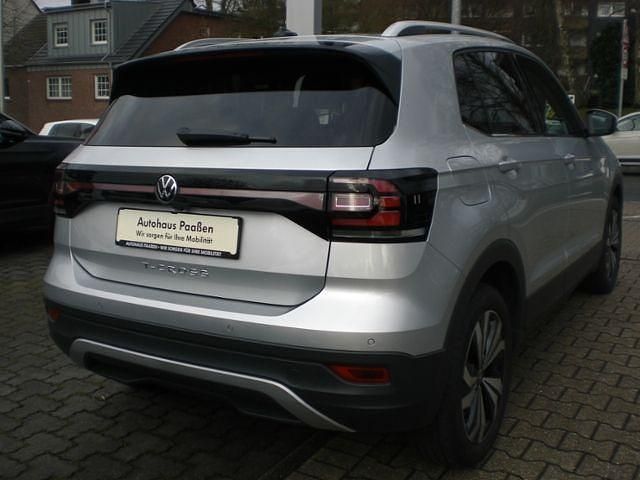 Gebraucht VW T-Cross Style 150 PS (110 kW) 2022 Reflexsilber (metallic) SUV