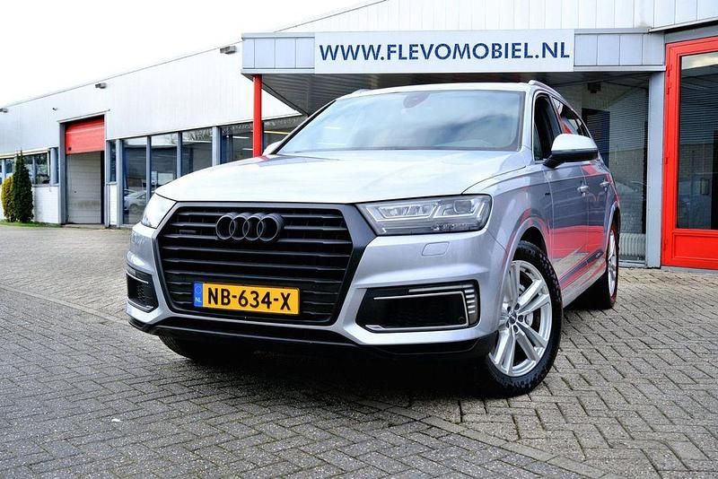 Gebraucht Audi Q7 S-Line 258 PS (189 kW) 2016 Grau SUV