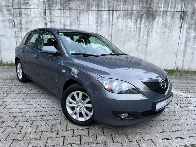 Grau Gebraucht 2006 Mazda 3 Active Limousine | 2.990 € (Etwas zu teuer) - Bild 1/4