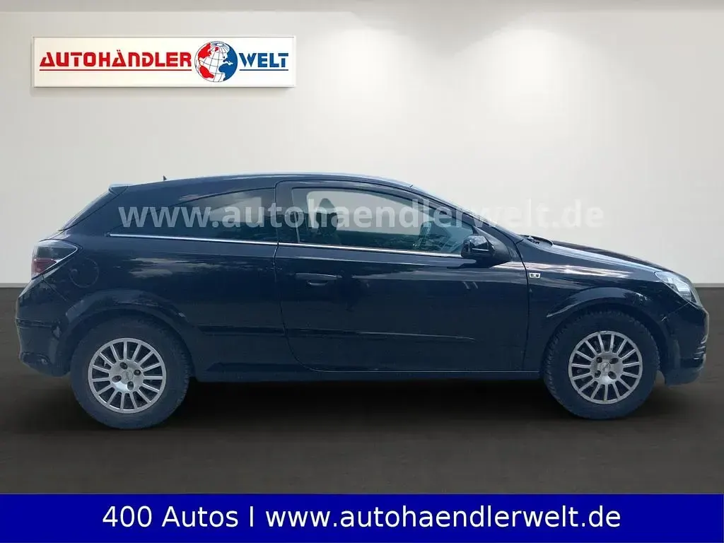 Gebraucht Opel Astra GTC Edition 90 PS (66 kW) 2009 Schwarz Coupé