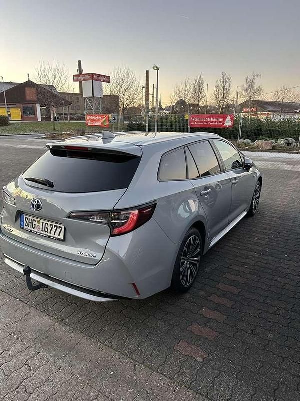 Gebraucht Toyota Corolla Team 122 PS (89 kW) 2021 Kombi