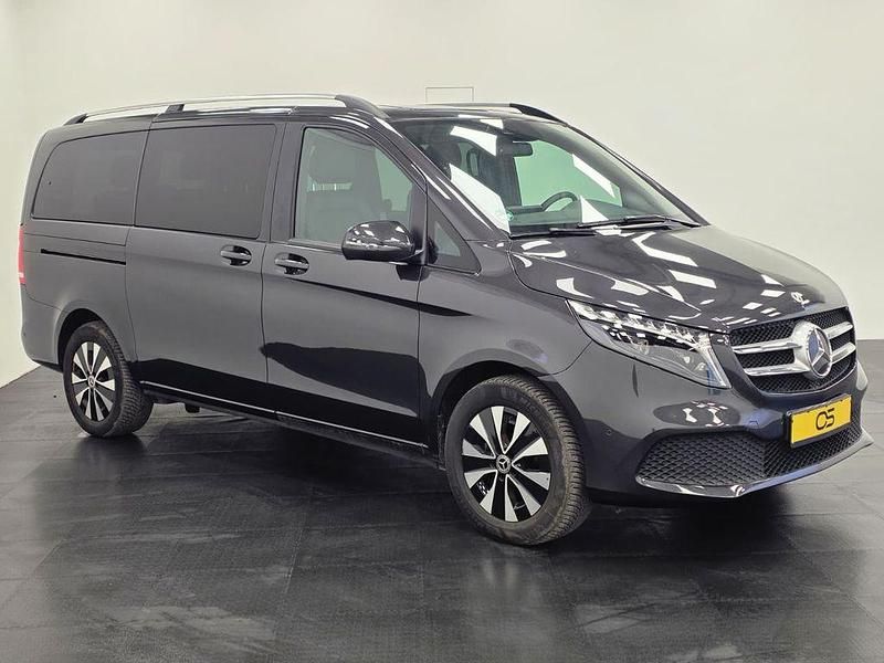 Gebraucht Mercedes V250 190 PS (139 kW) 2024 Grau Van / Kleinbus