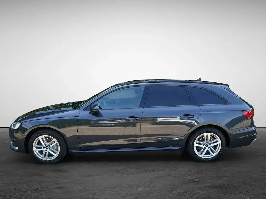 Gebraucht Audi A4 Advanced 204 PS (150 kW) 2022 Grau (manhattangrau metallic) Kombi