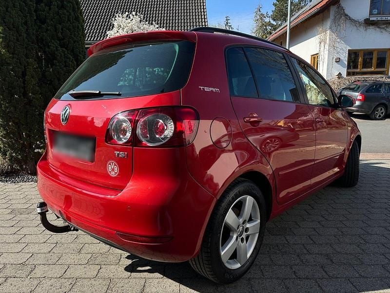 Gebraucht VW Golf Plus Edition 122 PS (89 kW) 2010 Rot Van / Kleinbus