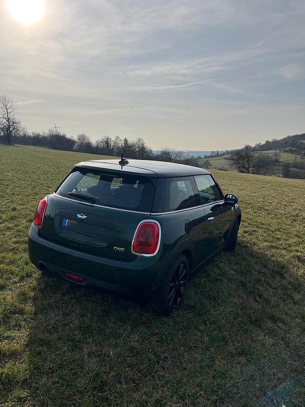 Gebraucht Mini ONE 102 PS (75 kW) 2018 Grün Kleinwagen