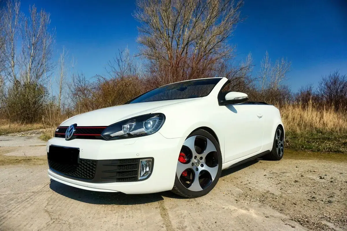 Gebraucht VW Golf Cabriolet GTI 211 PS (155 kW) 2012 Weiß Cabrio