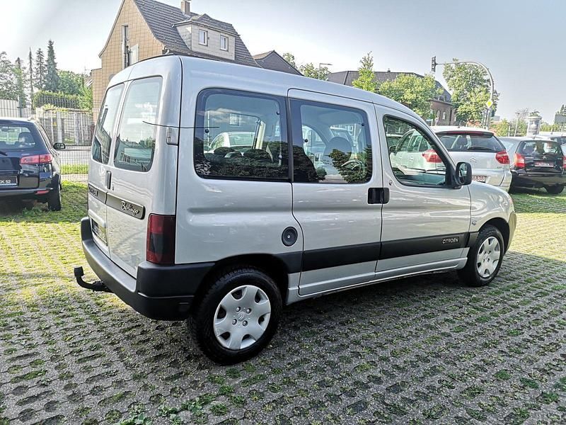 Gebraucht Citroën Berlingo Advance 75 PS (55 kW) 2005 Silber Van / Kleinbus