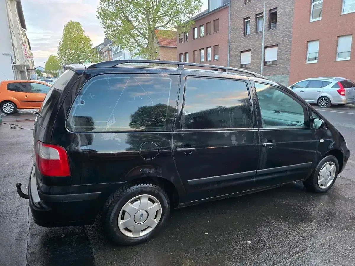Gebraucht Ford Galaxy 101 PS (74 kW) 2002 Van / Kleinbus