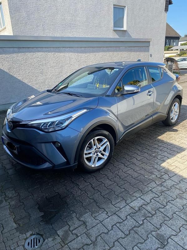 Gebraucht Toyota C-HR 116 PS (85 kW) 2020 Blau SUV
