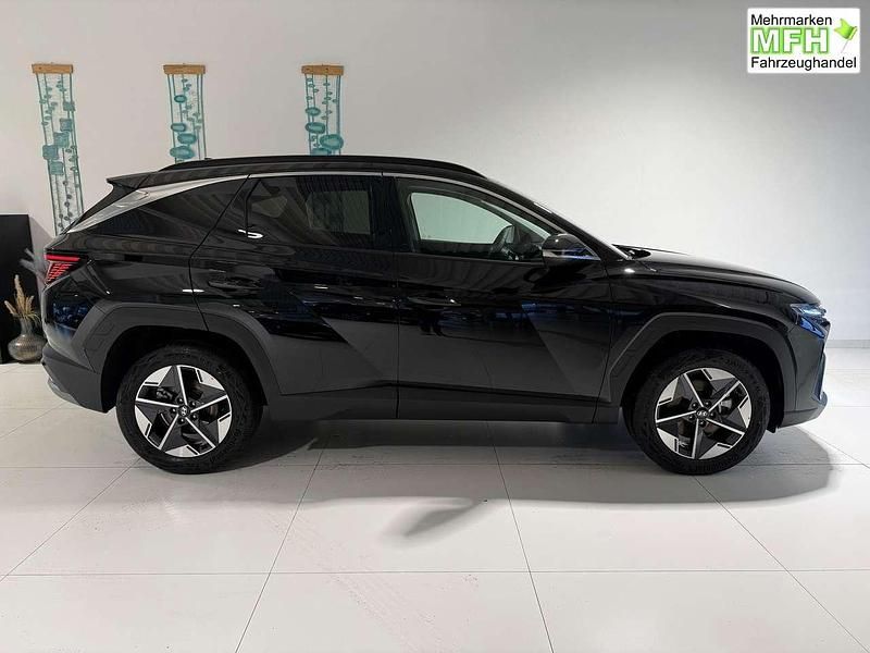 Neu Hyundai Tucson GO! 239 PS (175 kW) 2025 Abyss black pearl SUV