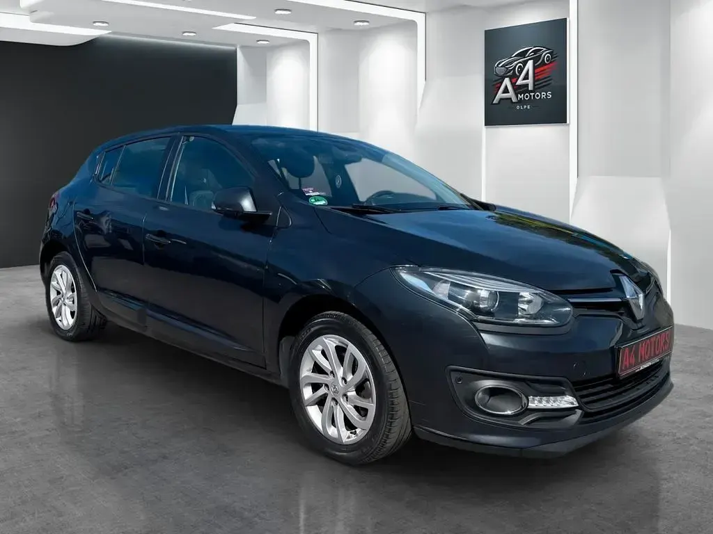 Gebraucht Renault Mégane 116 PS (85 kW) 2015 Grau Limousine