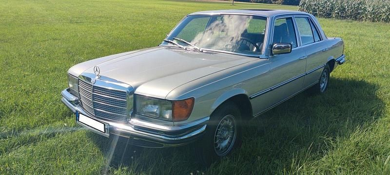 Gebraucht Mercedes 280 SE 185 PS (136 kW) 1978 Silber Limousine