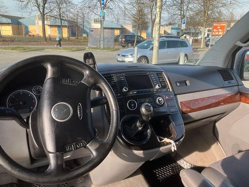 Second-hand VW T5 174 CP (127 kW) 2005 Argintiu Van