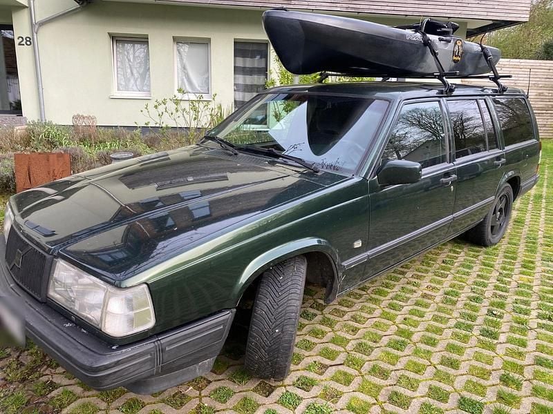 Second-hand Volvo 940 135 CP (99 kW) 1995 Andere farben Break