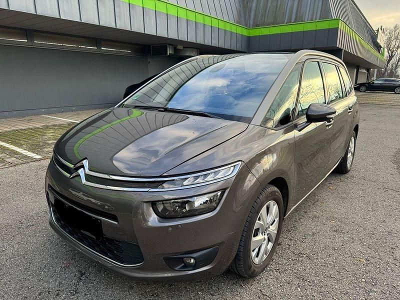 Braun Gebraucht 2016 Citroën Grand C4 Picasso SELECTION Van / Kleinbus | 8.450 € (Superpreis) - Bild 1/4
