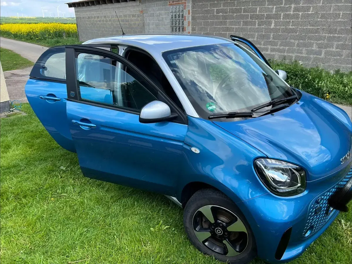 Gebraucht Smart ForFour Electric Drive 60 kW (82 PS) 2020 Blau Limousine