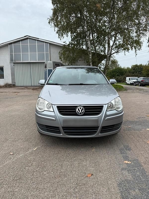 Gebraucht VW Polo 60 PS (44 kW) 2008 Grau Kleinwagen