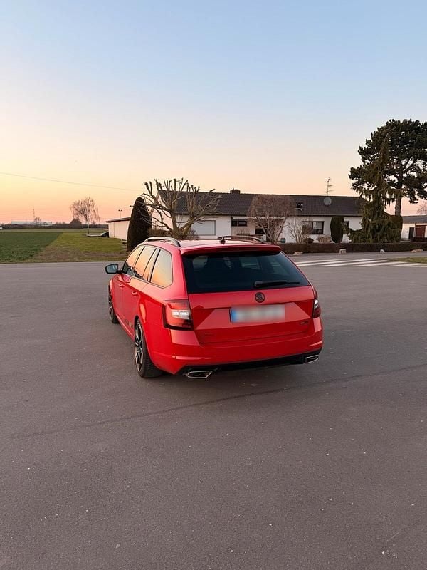 Gebraucht Skoda Octavia RS 245 PS (180 kW) 2020 Rot Kombi