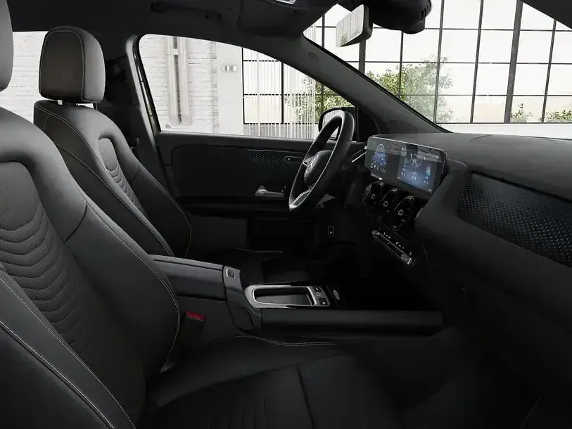 Gebraucht Mercedes GLA200 150 PS (110 kW) 2023 Schwarz SUV