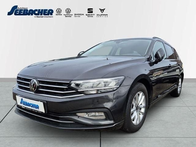 Grau Gebraucht 2022 VW Passat Business Kombi | 23.780 € (Fairer Preis) - Bild 1/4