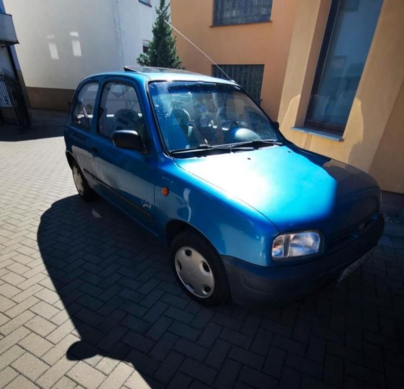 Blau Gebraucht 1996 Nissan Micra Kleinwagen | 900 € (Guter Preis) - Bild 1/4