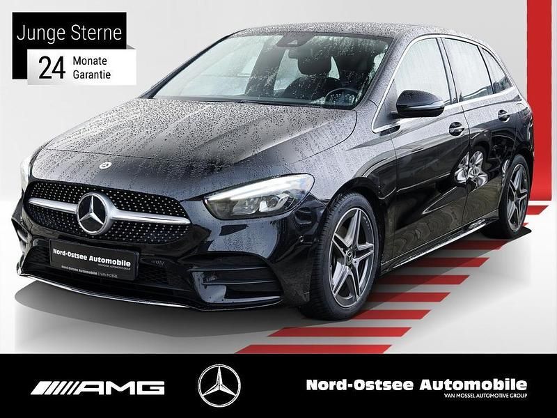 Schwarz Gebraucht 2021 Mercedes 200 AMG Limousine | 26.490 € (Fairer Preis) - Bild 1/4
