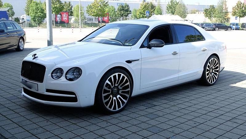 Gebraucht Bentley Flying Spur 507 PS (372 kW) 2015 Grau Limousine